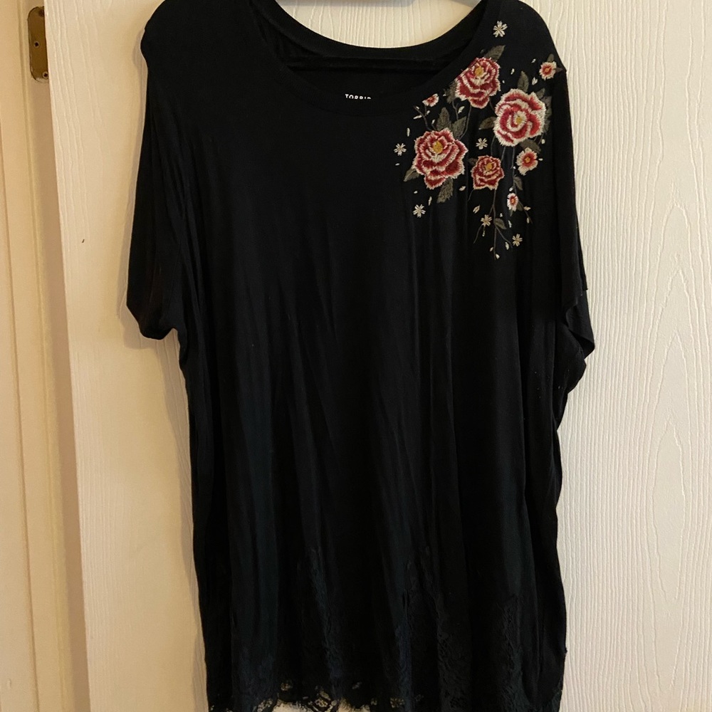 Torrid shirt